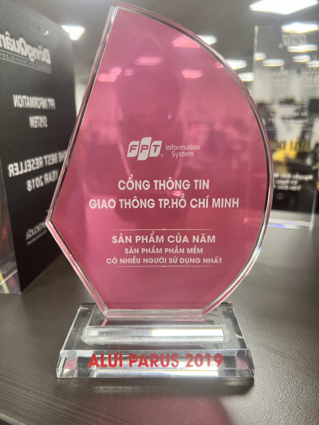 Alui Parus 2019 — Product of the Year